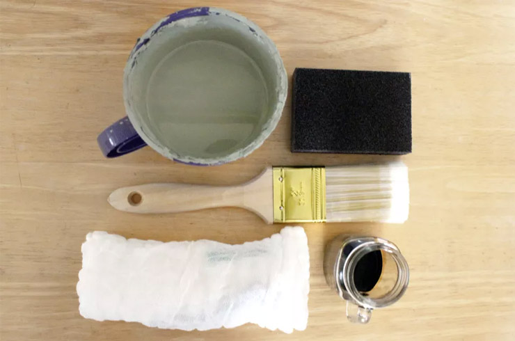 نحوه کهنه کاری روی چوب