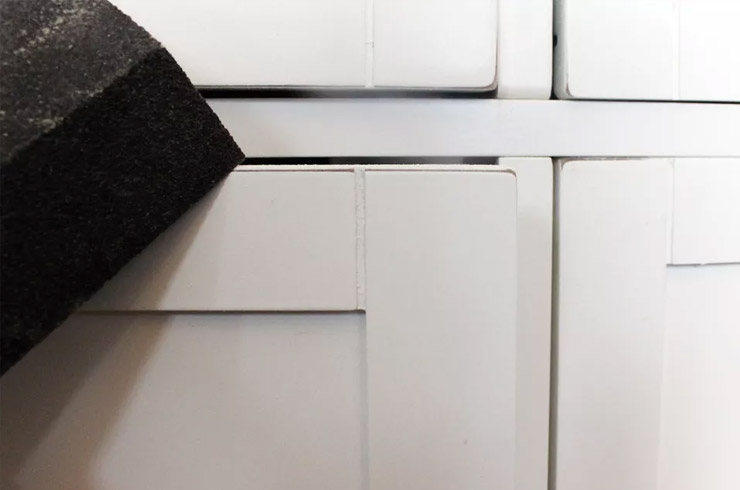 نحوه کهنه کاری روی چوب