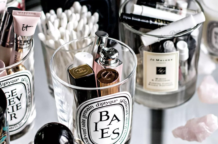 سازماندهی وسایل آرایشی و بهداشتی