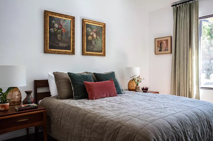 وسایلی که نباید آنها را در اتاق خواب قرار داد